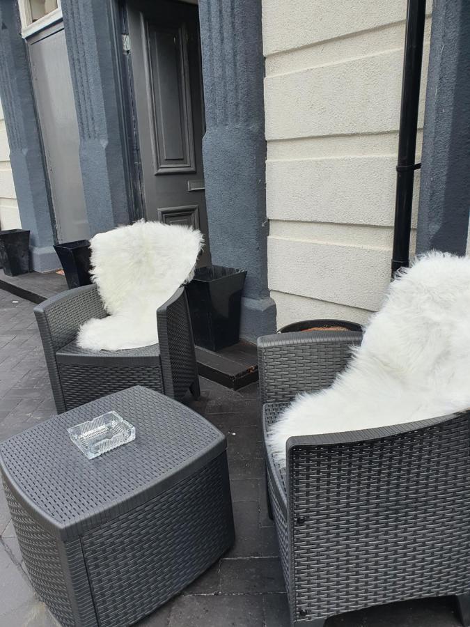 Balkan Hotel Blackpool Bagian luar foto